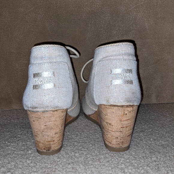 Booties - Picture 3 of 4